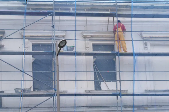 Postavljanje termoizolacije i demit fasade