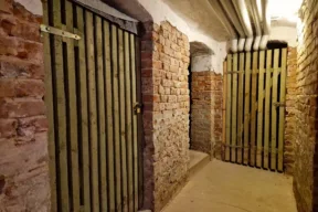 ostava u stambenoj zgradi koja nije upisana u katastar